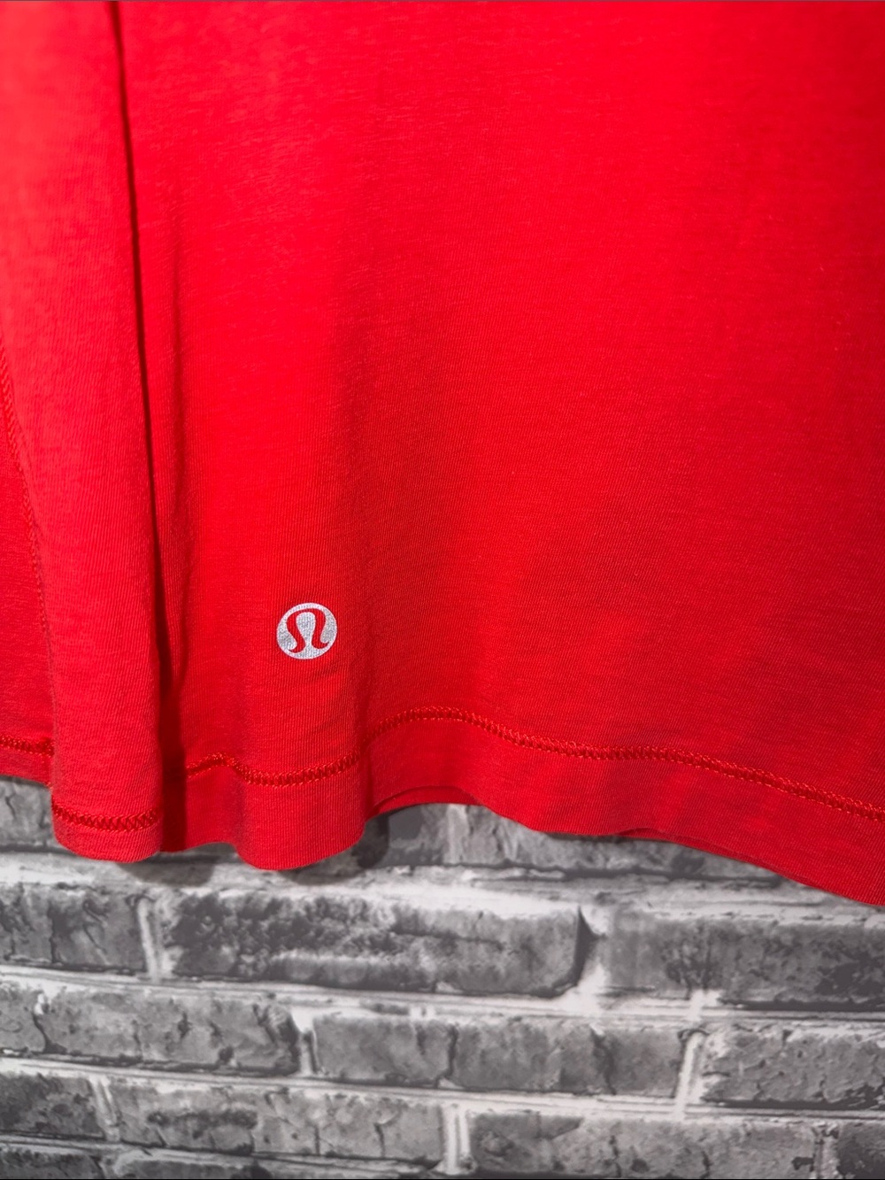 lululemon athletica Red Long-Sleeve Top with Charcoal Elbow Panels - Picture 4 of 6